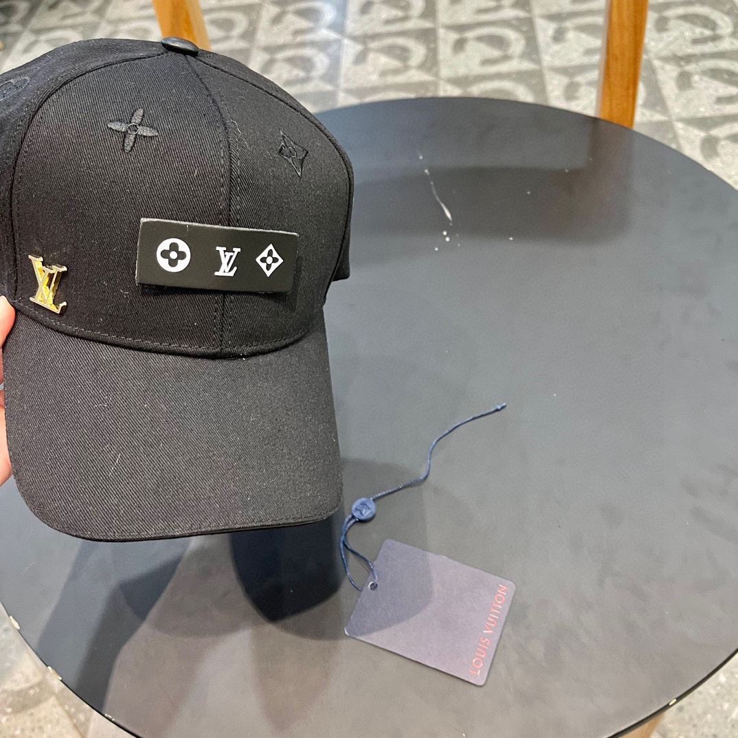 Louis Vuitton Caps